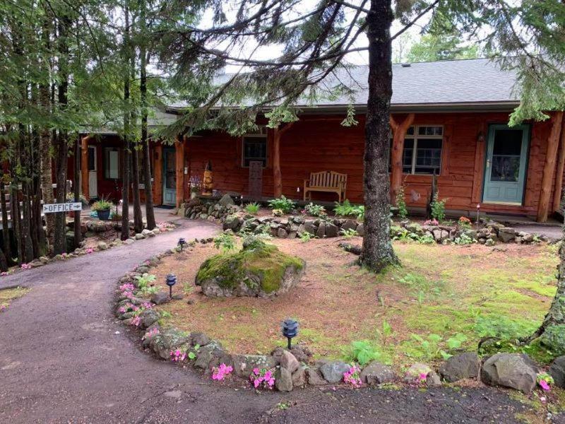 Thomsonite Inn On Lake Superior Grand Marais Exterior photo